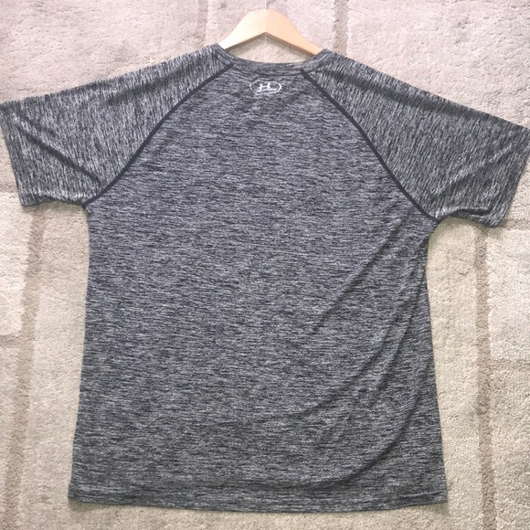 Mens gray short sleeve underarmour T-shirt - Picture 2 of 3